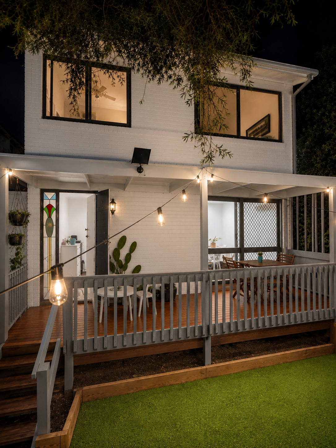 Premium 20 Metre Solar Festoon Lights - September 5th delivery